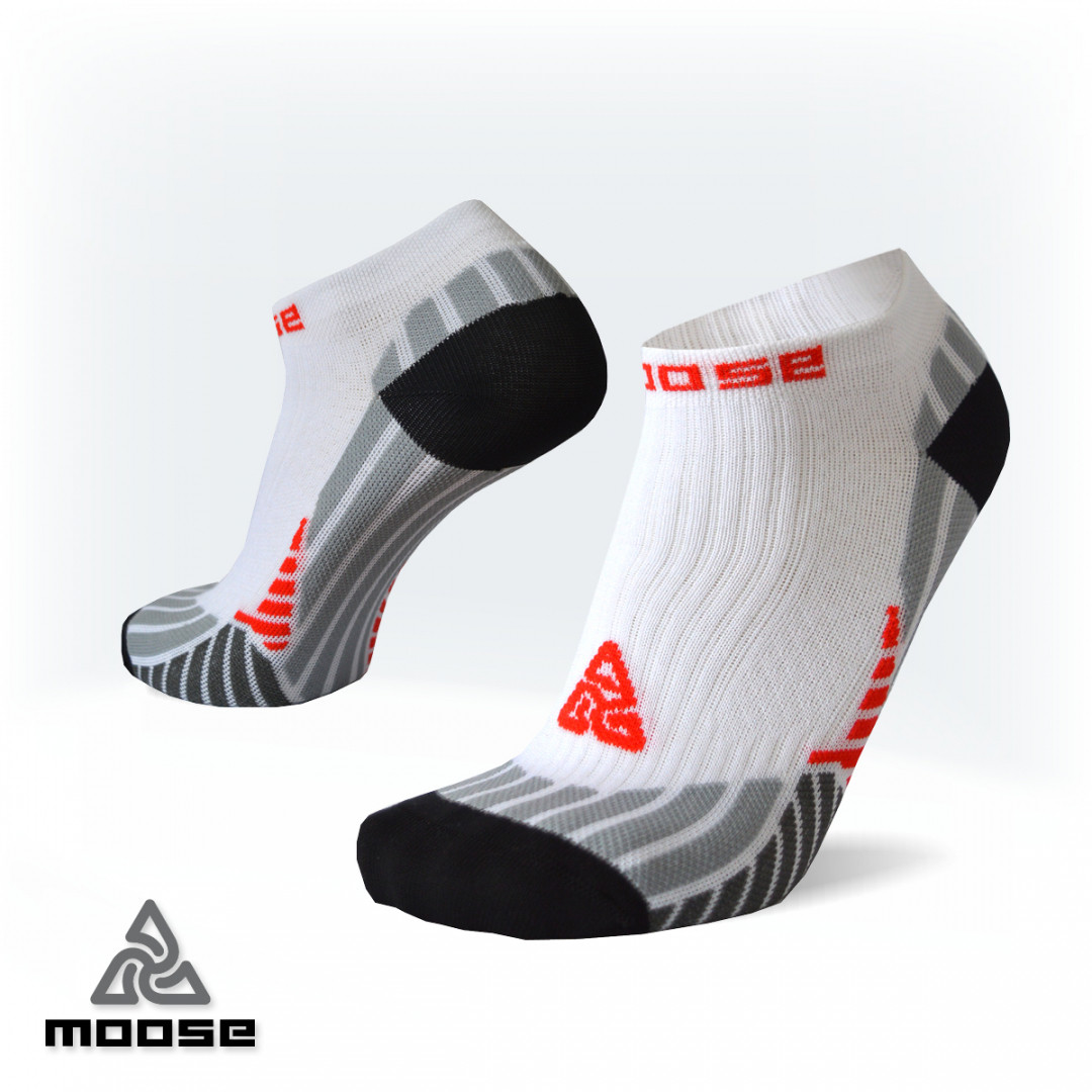 Levně INSIDER NEW sportovní kotníčkové ponožky Moose Bílá M 1 pár