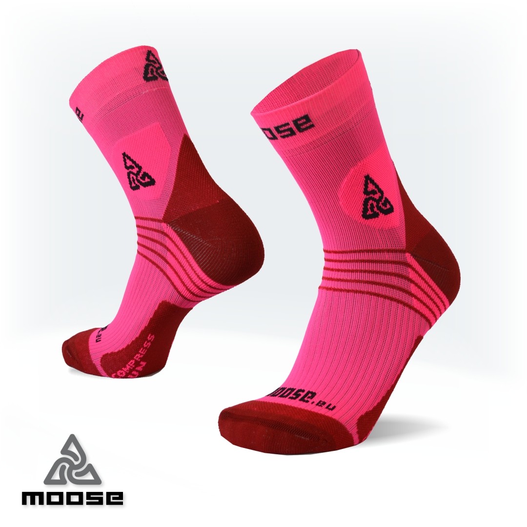 Levně COMPRESS RUN NEW běžecké kompresní ponožky Moose Růžová S 1 pár