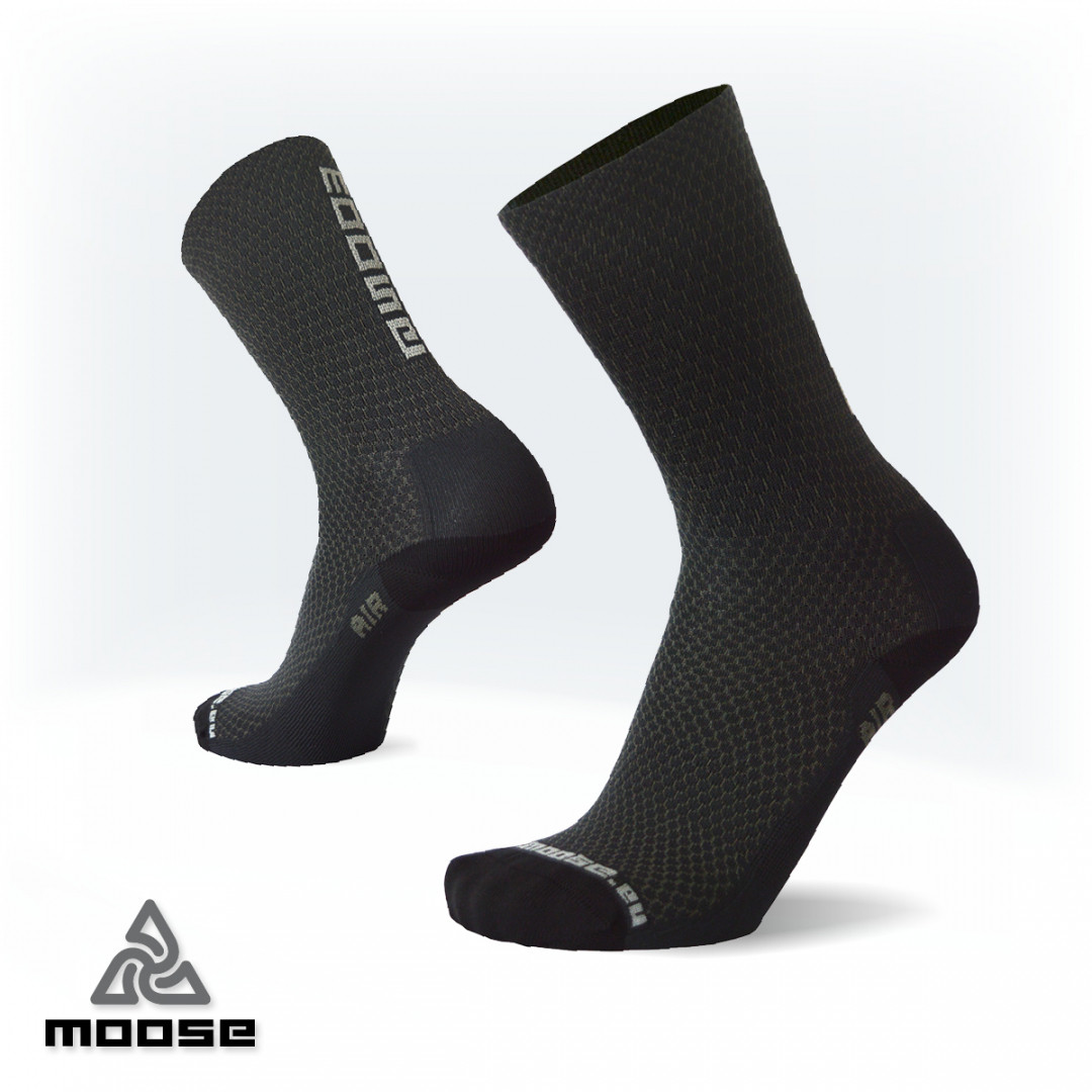 Levně RACE AIR NEW cyklistické letní ponožky Moose Černá M 1 pár