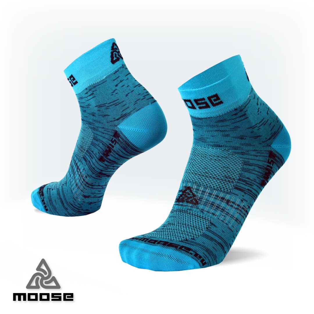 Levně TWIST barevné funkční ponožky Moose Tyrkysová XS 1 pár