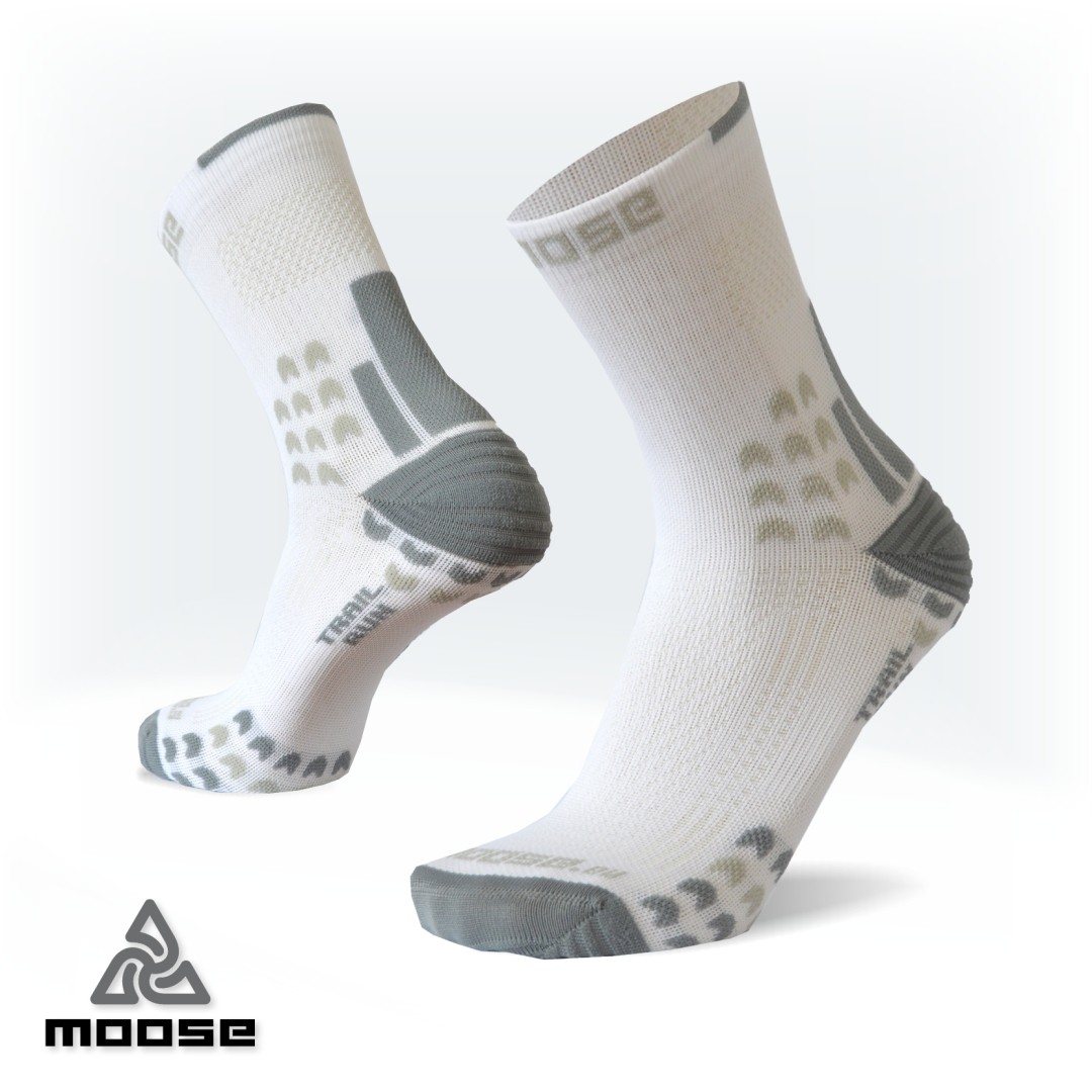 Levně TRAIL NEW kompresní běžecké ponožky Moose Bílá XS 1 pár