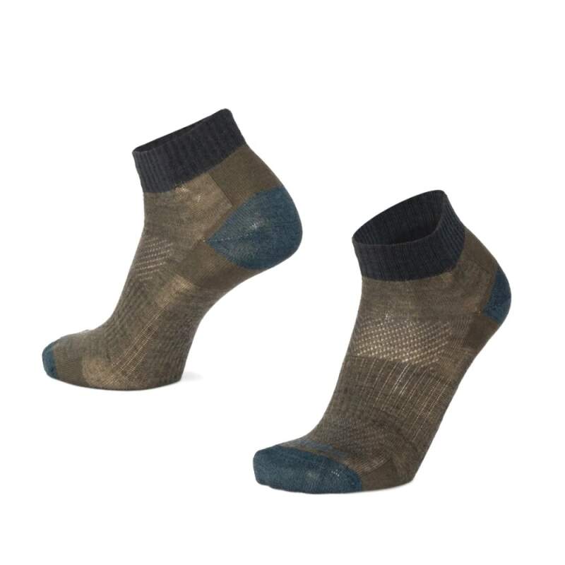 Levně LUZY UNI nízké jednobarevné merino ponožky Moose zelená 1 pár M